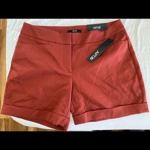 NWT Women’s Porfessional Short